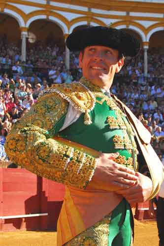 Davila miura, su ultimo paseillo