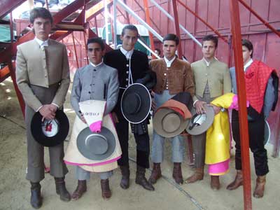 Alumnos de uno de los festejos