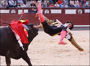 Pajares volteado - Foto: Las-ventas.com