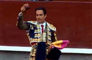 Uceda y Flores, cara y cruz en una tarde amable en Las Ventas Uceda y Flores, cara y cruz en una tarde amable en Las Ventas