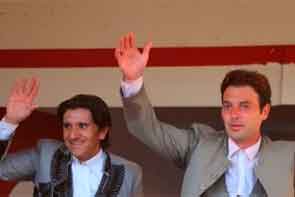 Andy Cartagena y Diego Ventura empatan a cuatro orejas en Palavas (Francia)